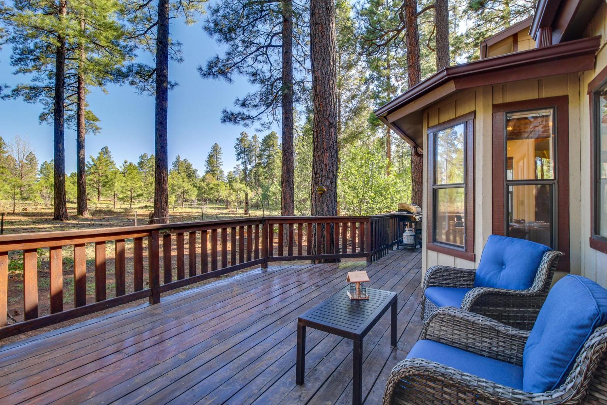 Peaceful Pinetop Cabin With Deck And Fire Pit! Villa Indian Pine Exterior photo